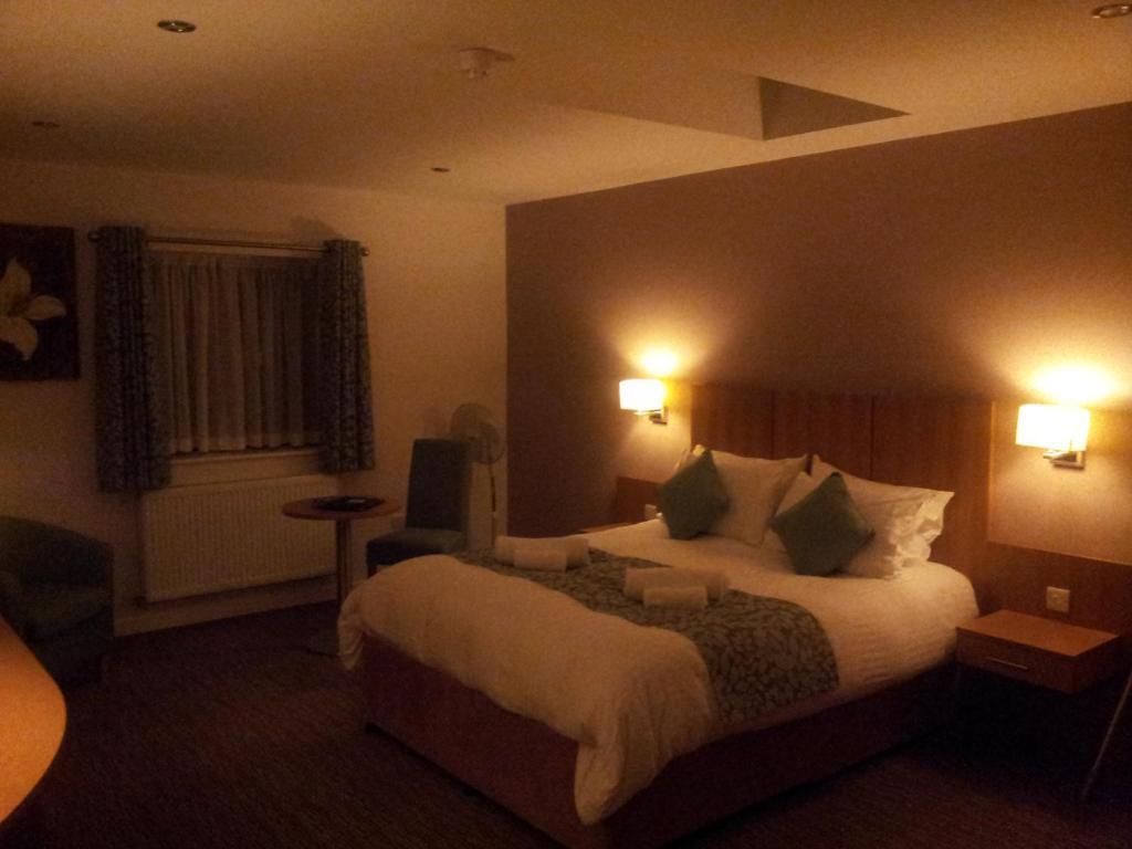 Deangate Motel Lydney Habitación foto