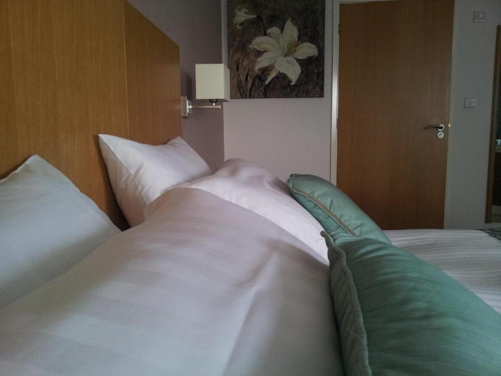 Deangate Motel Lydney Habitación foto